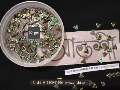 কুন্দন - কালার - ত্রিভুজ