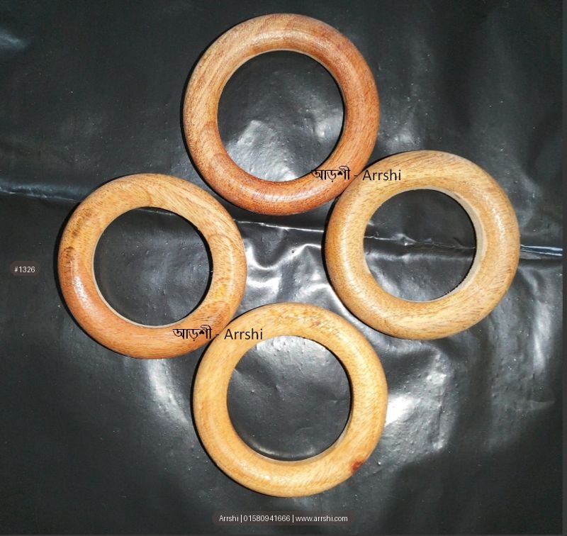 কাঠ রাউন্ড